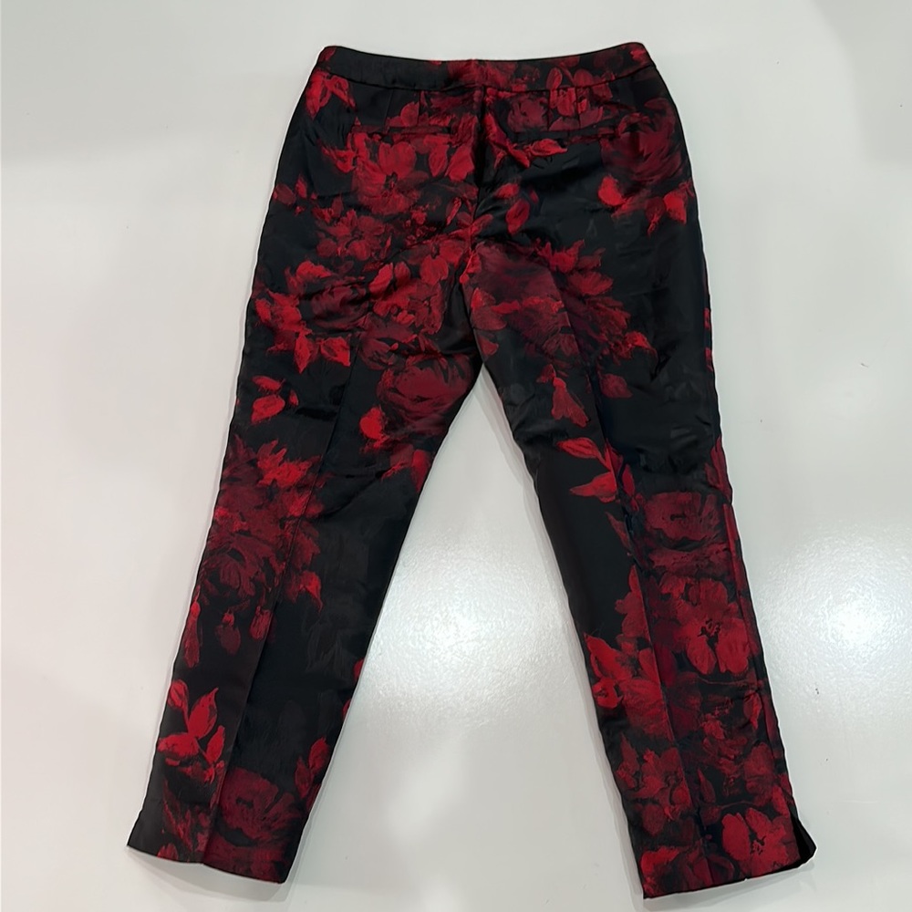 TALBOTS Hampshire Red & Black Floral Ankle Pants 6P - Picture 9 of 13